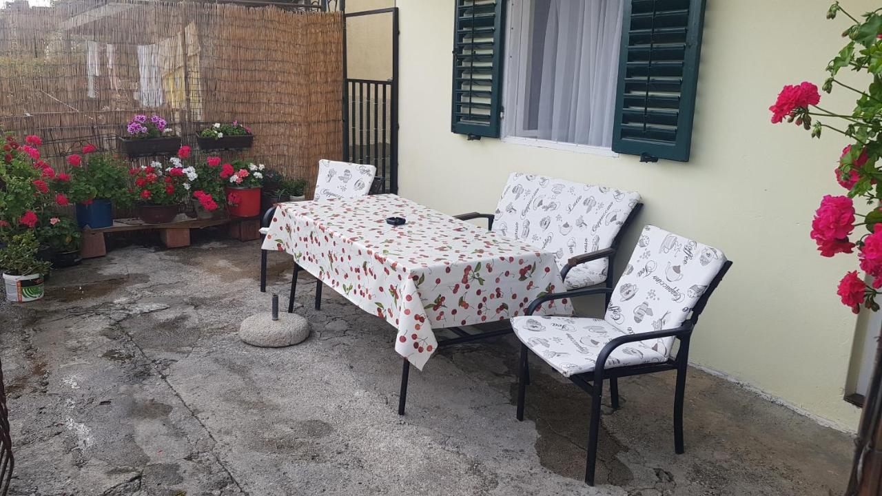 Apartment Lidija Herceg Novi Exterior photo